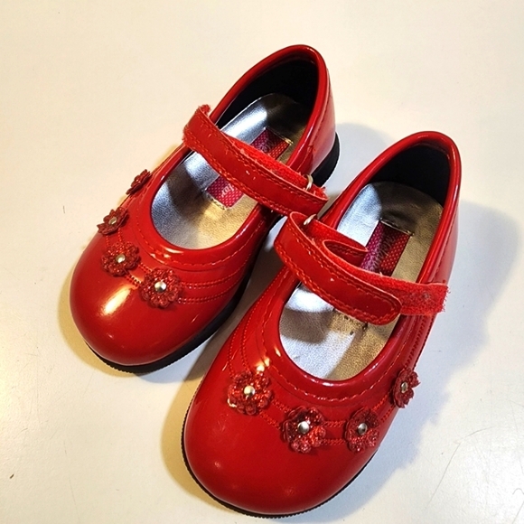 Melanie Taylor girls red Mery Jane shiny shoes size 6M - Picture 1 of 9